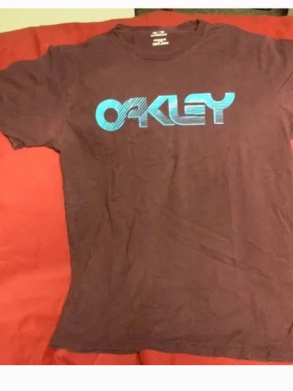 Oakley tshirt